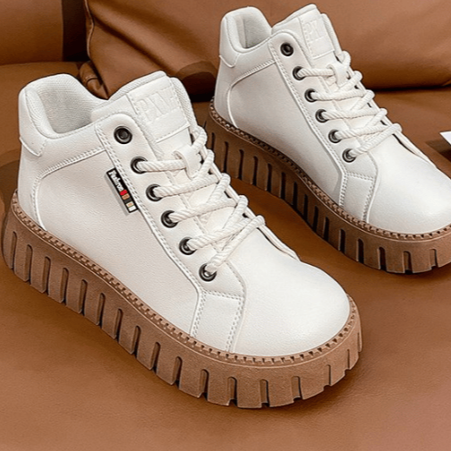 Stiefel mit dicker Sohle, niedrige Größe